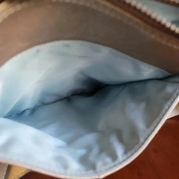 Coach Soho Swingpack 41276 Crossbody Bag Gold Champagne Leather Y2K - Picture 9 of 15